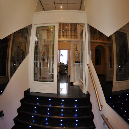 Budget Hotel Le Beau Rivage Middelburg Bagian luar foto
