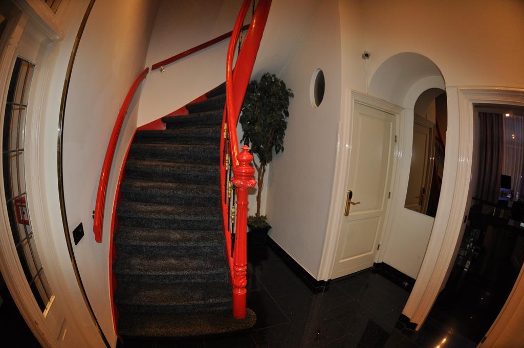 Budget Hotel Le Beau Rivage Middelburg Bagian luar foto