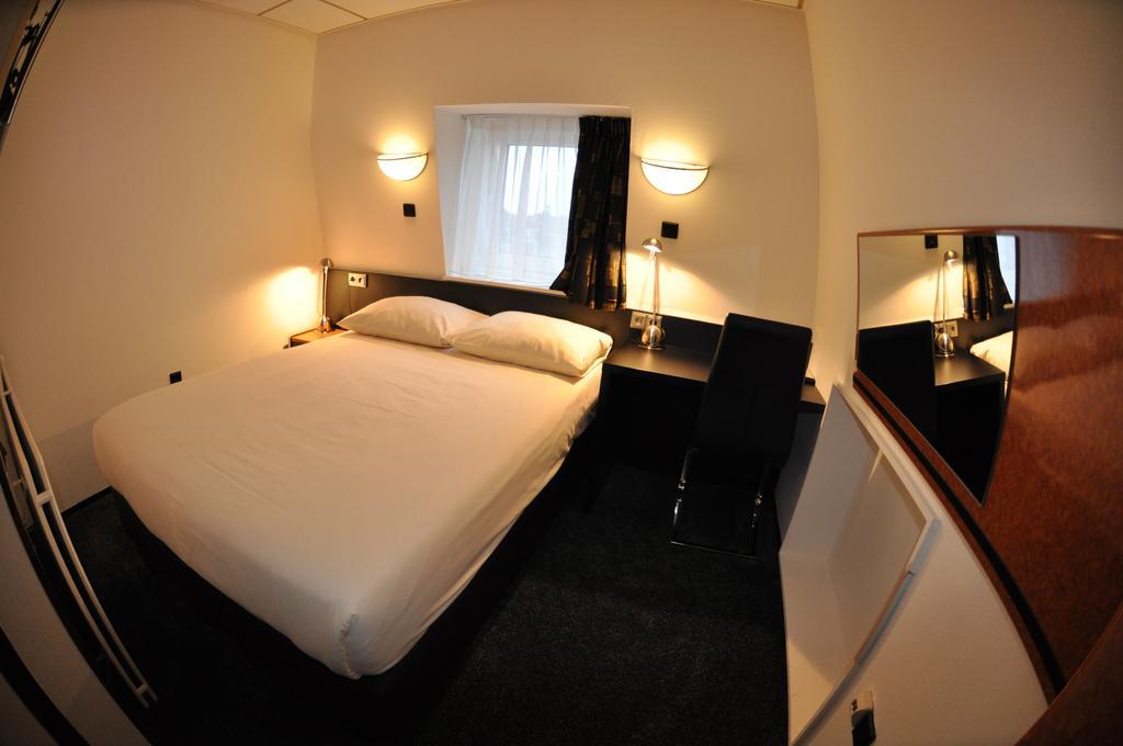 Budget Hotel Le Beau Rivage Middelburg Ruang foto