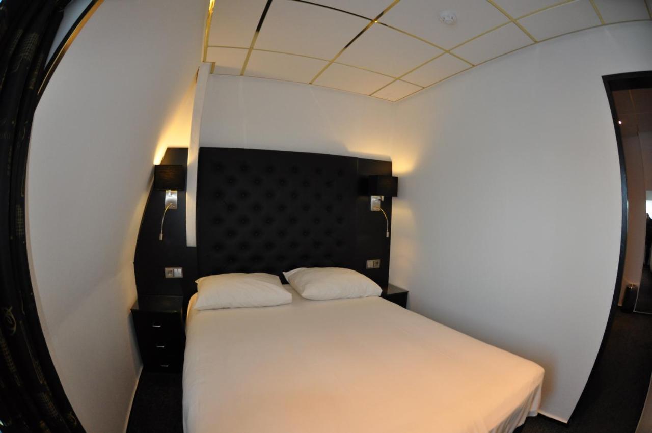 Budget Hotel Le Beau Rivage Middelburg Bagian luar foto