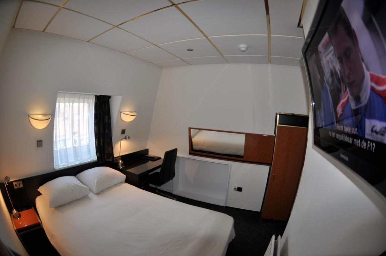 Budget Hotel Le Beau Rivage Middelburg Bagian luar foto