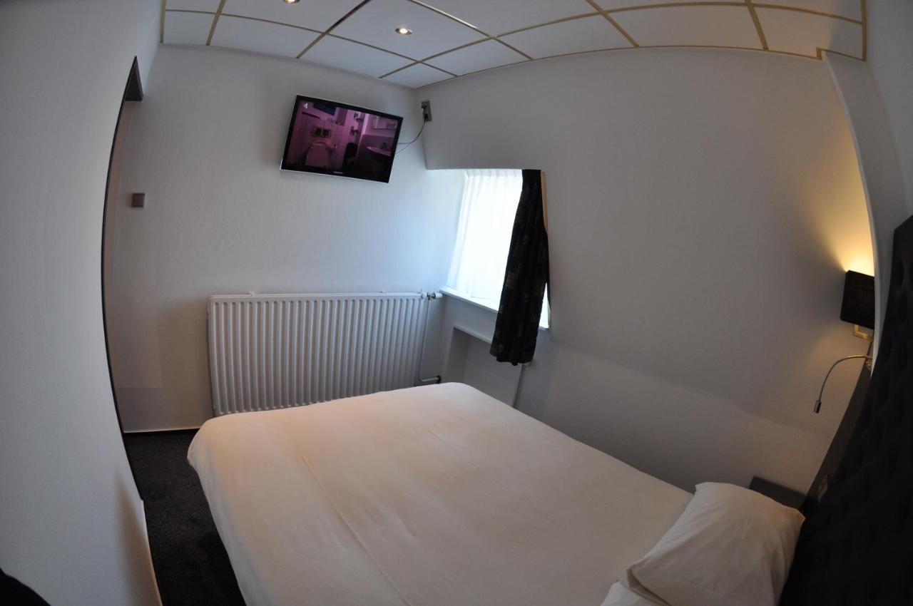 Budget Hotel Le Beau Rivage Middelburg Bagian luar foto