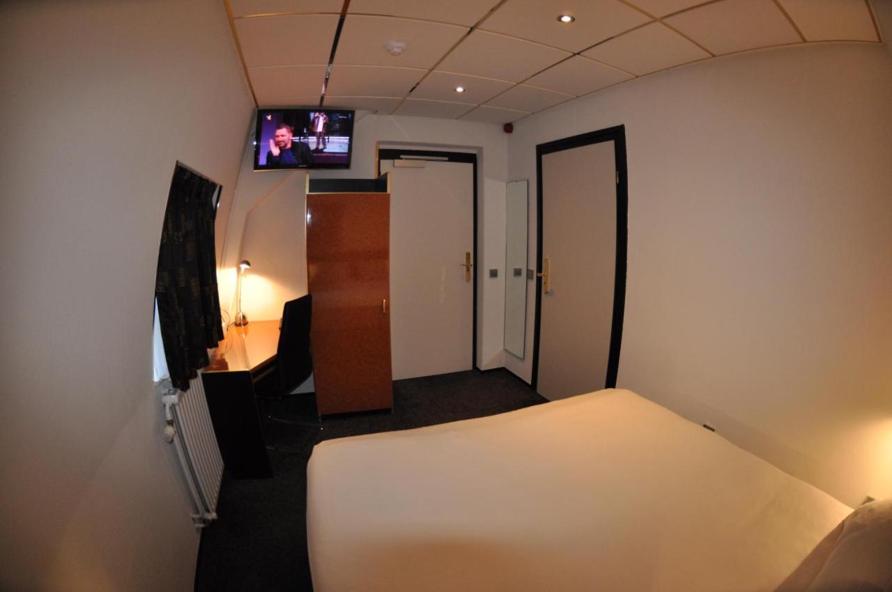 Budget Hotel Le Beau Rivage Middelburg Bagian luar foto